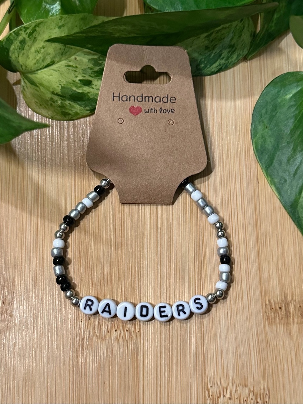 🖤🏈✨ Raiders Stretchy Beaded Bracelet |‎ Handmade | Football Fan Bracelet 🏈🖤